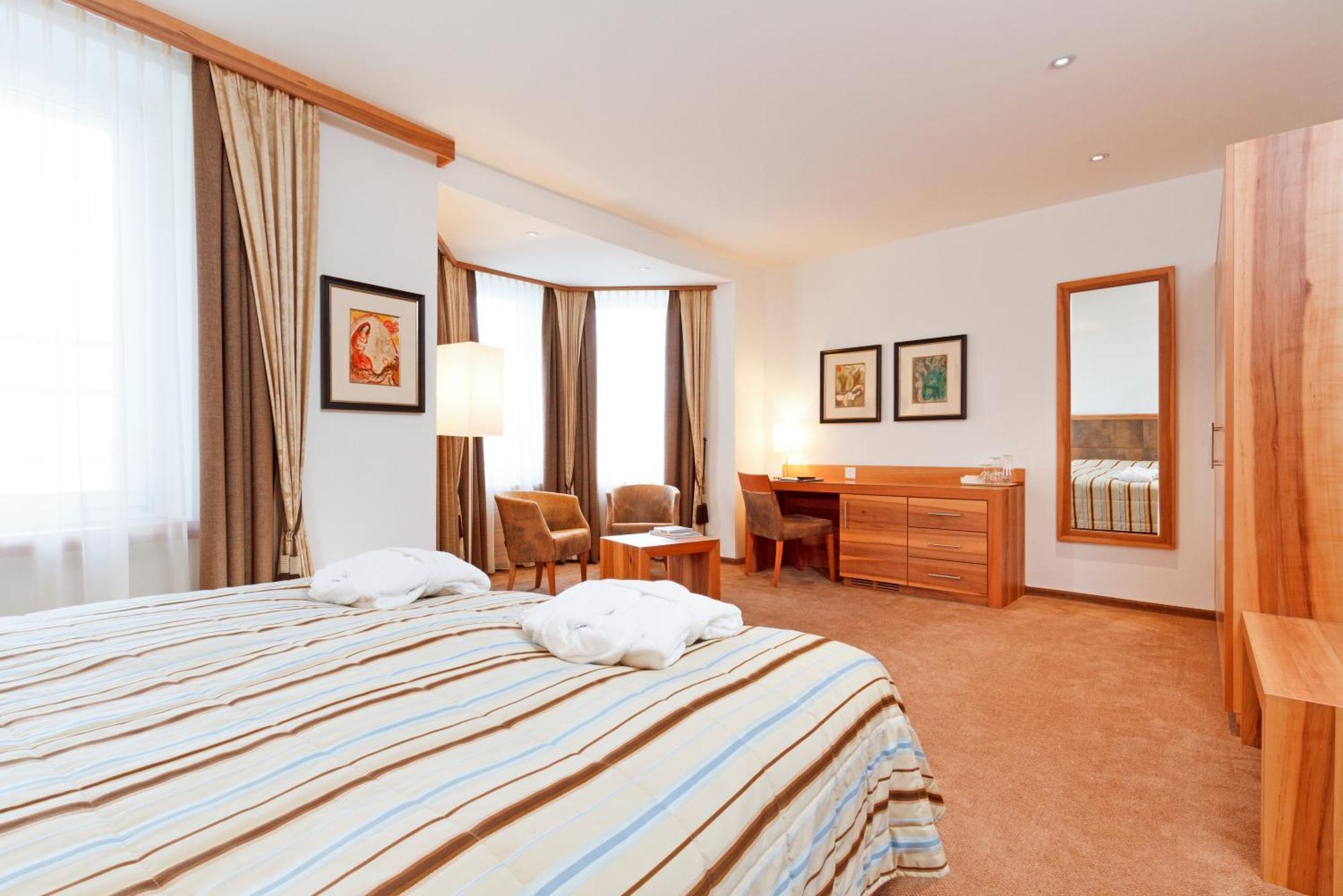 Art Boutique Hotel Monopol St. Moritz Rum bild